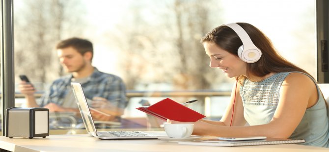 Türkiye’nin Yaz Dönemi Müzik, Kitap Ve Film Tercihleri Açıklandı