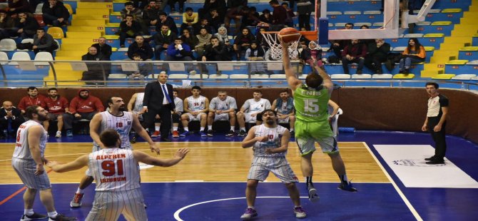 Dev Adamlar Erzurum’da Galip