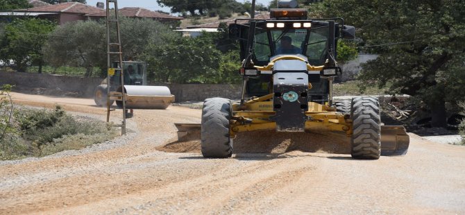 Yunusemre’de Asfalt Çalışmaları Devam Ediyor