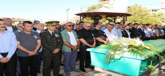 Başkan Ergün Çınarını, Manisa ‘Cemal Amca’sını Kaybetti