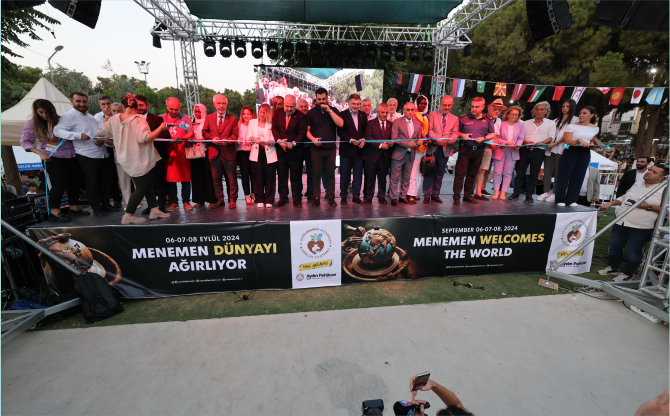 3. Uluslararası Menemen Çömlek Festivali Başladı