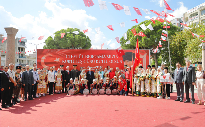 Bergama’nın 102. Kurtuluş Yıldönümü Coşkuyla Kutlandı