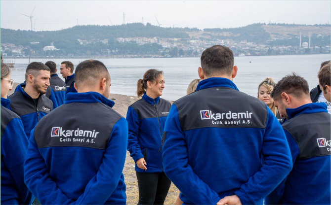 Kardemir Çelik, Aliağa’da Deniz Temizliği Etkinliği Düzenledi