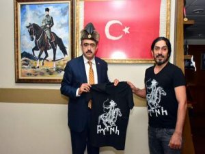 Türk Kültürünü Yaşatan İnsanlar Her Türlü Takdir ve Taltifin Üstündedir