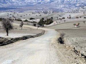 Selendi Mahalleleri Büyük Hizmeti Görüyor