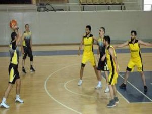 Basketbol Turnuvasında Üçüncülük İletişim Fakültesi’nin