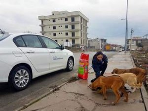 Can Dostları Yalnız Bırakmadı