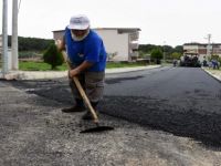 Yalı Mahallesi’nde Asfaltlama Çalışmaları Tüm Hızıyla Devam Ediyor