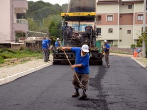 Yalı Mahallesi’nde Asfaltlama Çalışmaları Devam Ediyor